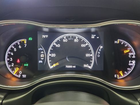 Used 2020 Jeep Grand Cherokee Limited w/ Luxury Group II AWD/4WD image 15