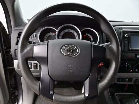 Used 2014 Toyota Tacoma 2WD Access Cab image 14