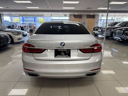 Used 2018 BMW 750i RWD image 5