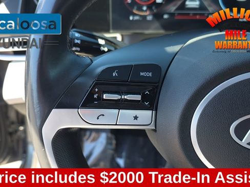Used 2024 Hyundai Elantra Limited FWD image 16