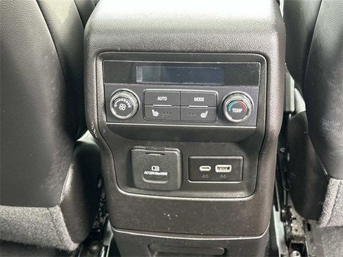 Used 2023 GMC Acadia Denali w/ Denali Technology Package image 14