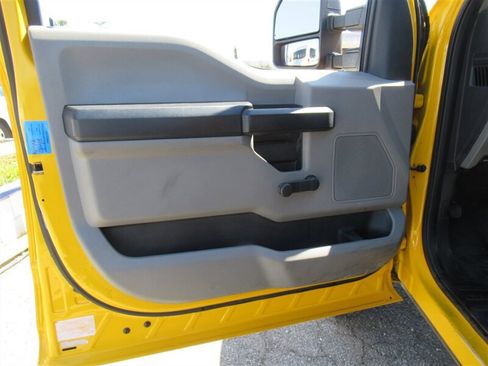 Used 2018 Ford F450 XL image 18