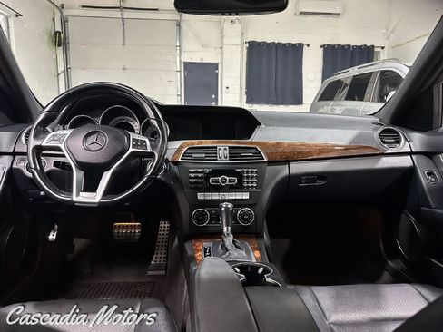 Used 2014 Mercedes-Benz C 300 4MATIC Sedan image 16