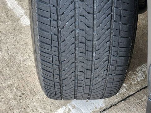 Used 2023 GMC Sierra 1500 SLT RWD image 11