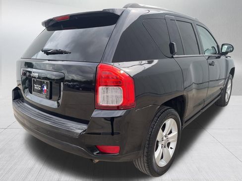Used 2013 Jeep Compass Latitude FWD image 9