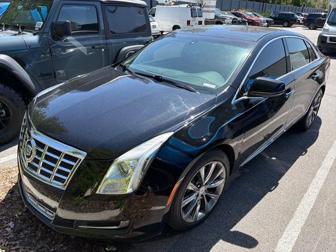Used 2013 Cadillac XTS FWD image 4
