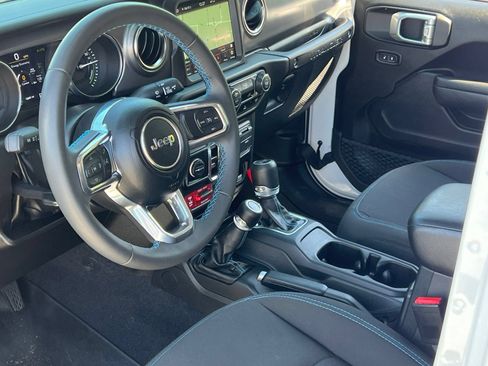 Used 2023 Jeep Wrangler Unlimited Rubicon 4xe AWD/4WD image 4