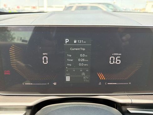 New 2026 Kia Sportage EX FWD image 11