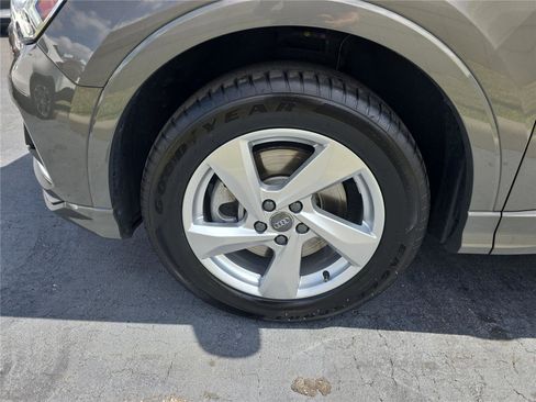 Used 2020 Audi Q3 2.0T Premium Plus image 7