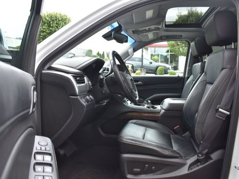 Used 2015 Chevrolet Tahoe LT AWD/4WD image 18