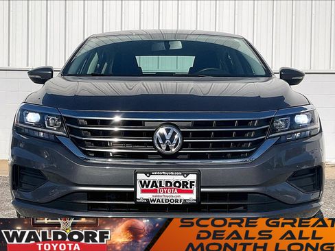 Used 2021 Volkswagen Passat 2.0T S image 3