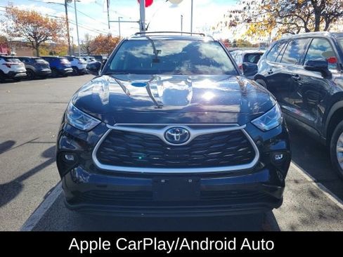 Certified 2023 Toyota Highlander Bronze Edition image 11