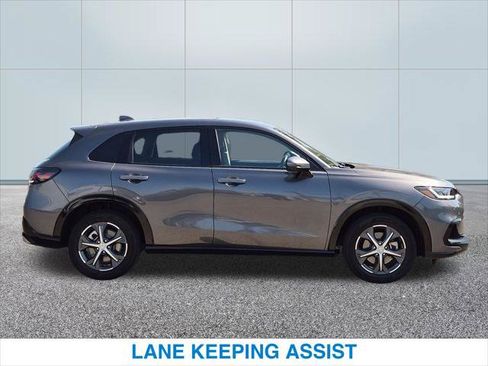 Used 2025 Honda HR-V EX-L image 6