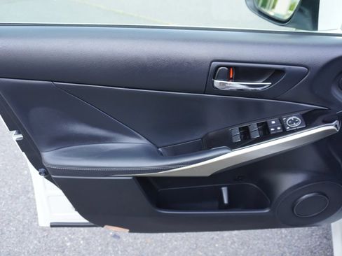 Used 2016 Lexus IS 200t RWD image 22