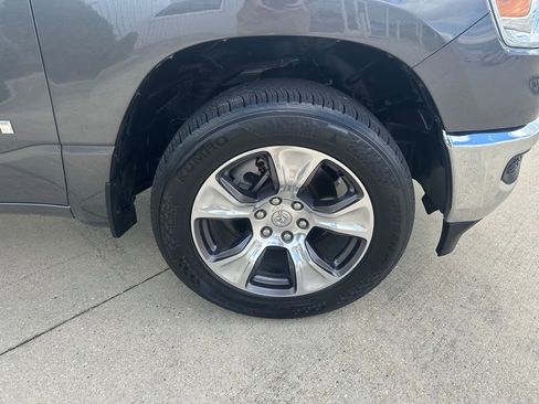 Used 2024 RAM 1500 Laramie image 31