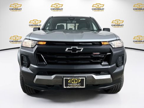 Used 2024 Chevrolet Colorado Trail Boss AWD/4WD image 2