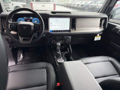 New 2026 Ford Bronco Outer Banks w/ Sasquatch Package AWD/4WD image 23