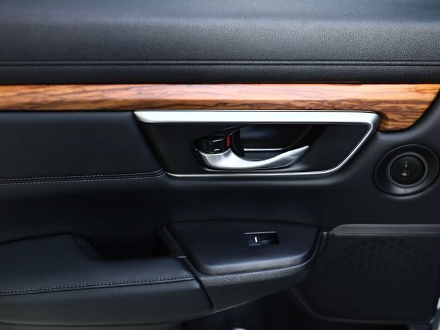 Used 2021 Honda CR-V Touring image 25