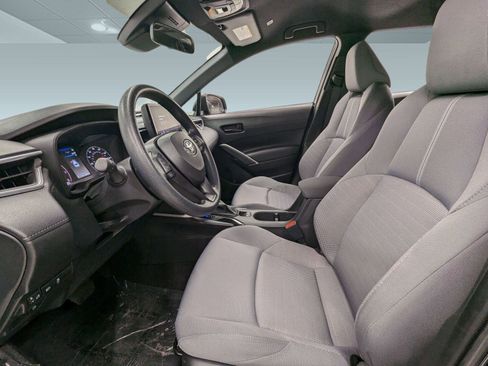 Used 2023 Toyota Corolla Cross S image 4