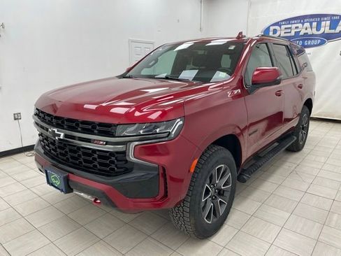 Certified 2021 Chevrolet Tahoe Z71 w/ Luxury Package AWD/4WD image 18