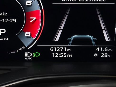 Used 2021 Audi A6 Premium Plus w/ Premium Plus Package image 22