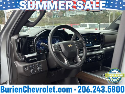 Used 2024 Chevrolet Silverado 3500 High Country w/ High Country Premium Package AWD/4WD image 12