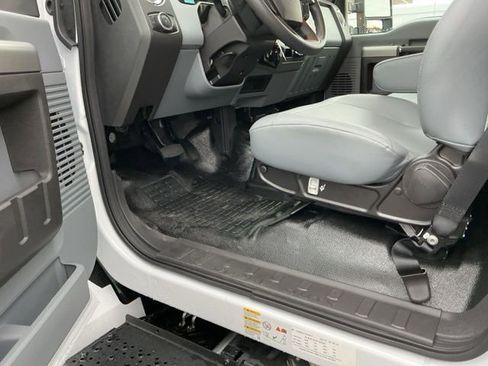 New 2026 Ford F650 2WD Regular Cab Super Duty image 15
