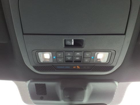 Certified 2022 Ford F150 XLT w/ Equipment Group 302A High image 25