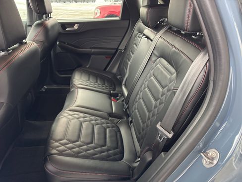 Certified 2024 Ford Escape ST-Line Elite w/ Premium Technology Package image 37