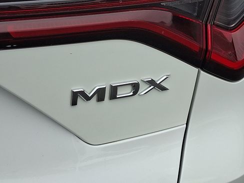 Used 2022 Acura MDX A-Spec image 34