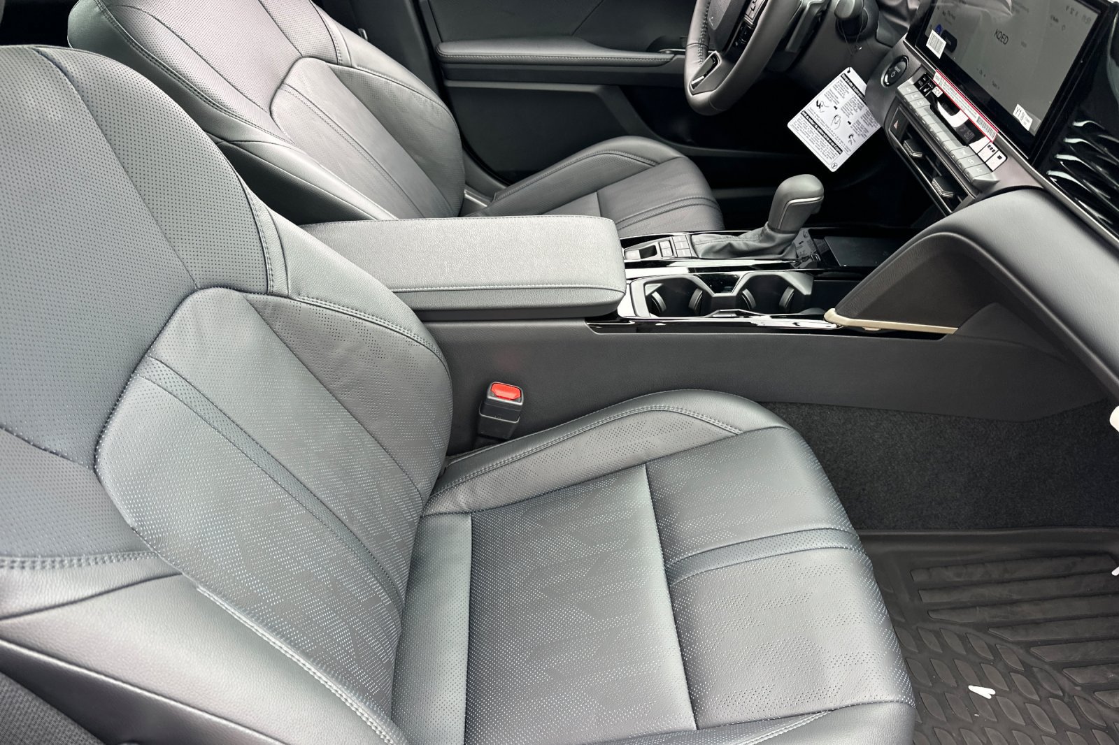 New 2026 Toyota Camry XSE FWD image 18