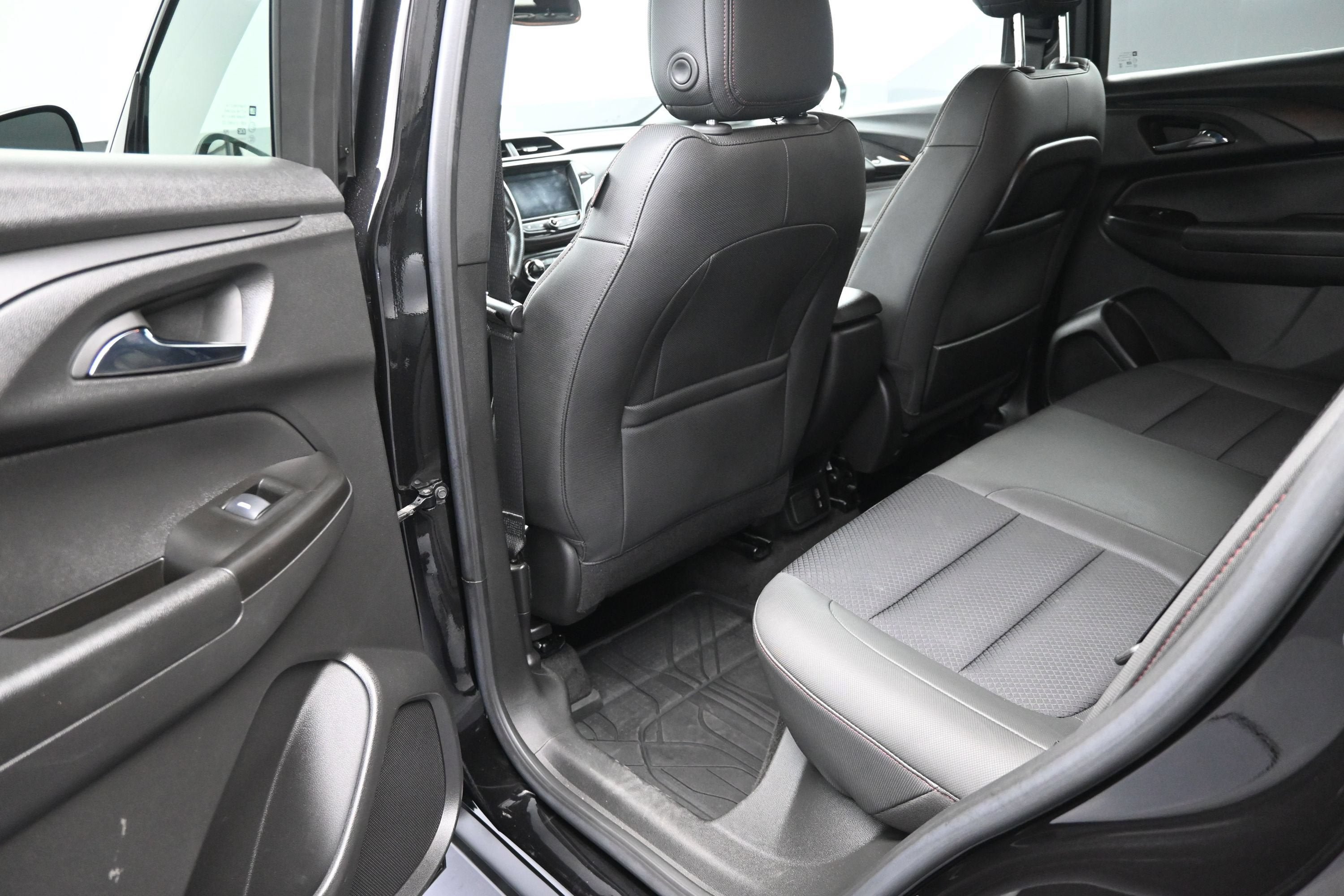 Certified 2023 Chevrolet TrailBlazer RS w/ Convenience Package FWD image 27