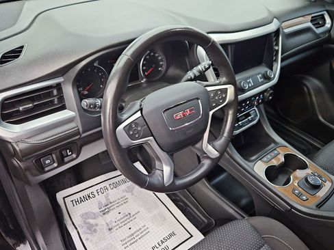 Used 2020 GMC Acadia SLE w/ Driver Convenience Package image 12