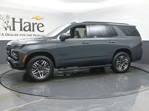 Used 2025 Chevrolet Tahoe Z71 w/ Z71 Off-Road Package AWD/4WD image 34
