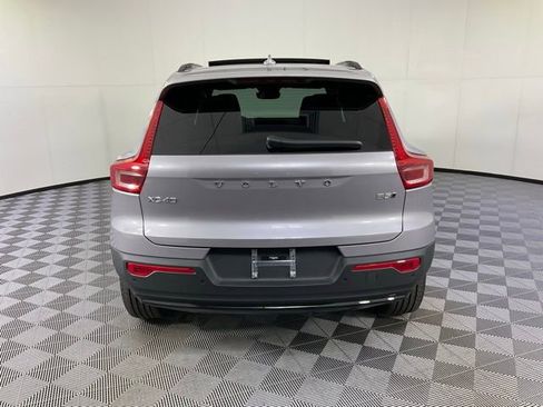 New 2026 Volvo XC40 B5 Plus w/ Protection Package Premier image 5
