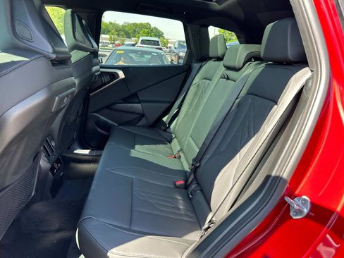 Used 2025 BMW X3 xDrive30i w/ Premium Package image 9