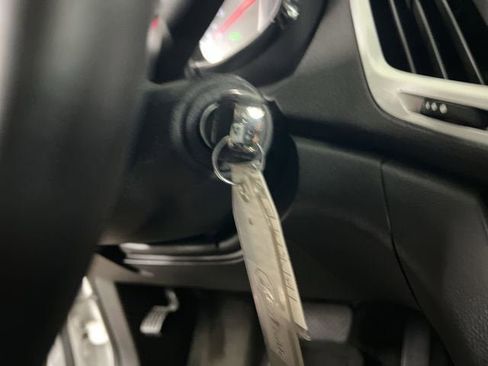 Used 2015 GMC Terrain SLE w/ Convenience Package FWD image 16
