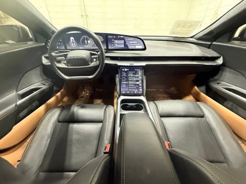 Used 2024 Lucid Air Touring AWD/4WD image 40