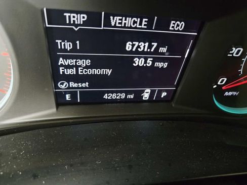 Used 2024 Chevrolet Malibu LT image 20