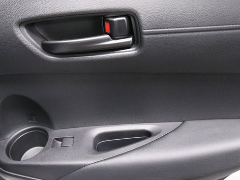 Certified 2023 Toyota Corolla Cross LE image 25