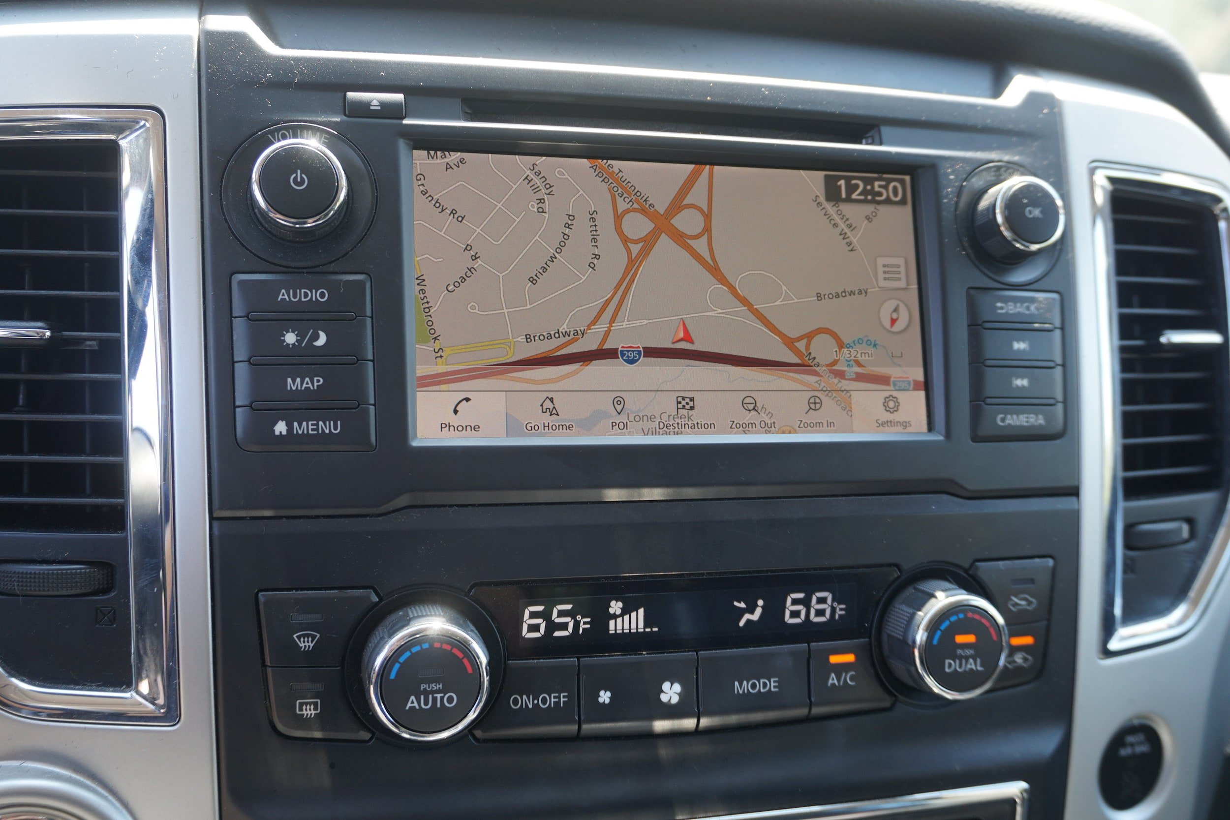 Used 2019 Nissan Titan PRO-4X w/ Pro-4x Utility Package AWD/4WD image 21