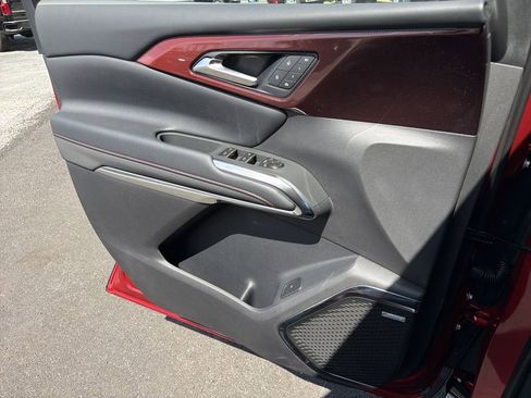 New 2026 Chevrolet Traverse RS image 14