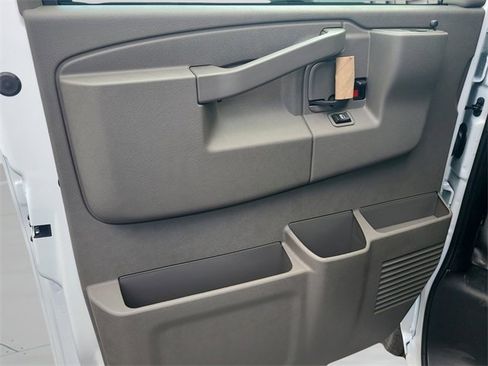New 2025 Chevrolet Express 2500 Extended w/ Driver Convenience Package image 17