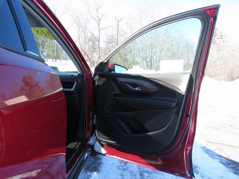 Used 2018 GMC Terrain SLE w/ Driver Convenience Package image 12