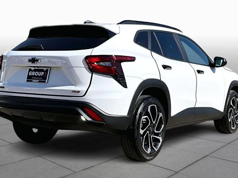 Used 2025 Chevrolet Trax RS w/ Driver Confidence Package image 13