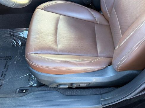 Used 2018 Subaru Outback 2.5i Touring image 17