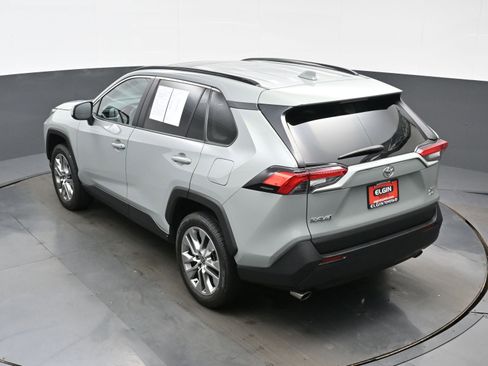 Used 2023 Toyota RAV4 XLE Premium AWD/4WD image 39