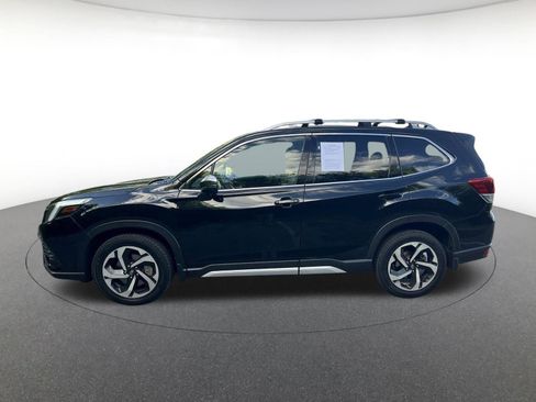 Used 2022 Subaru Forester Touring AWD/4WD image 4
