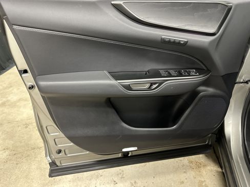 Used 2022 Lexus NX 350h AWD image 14