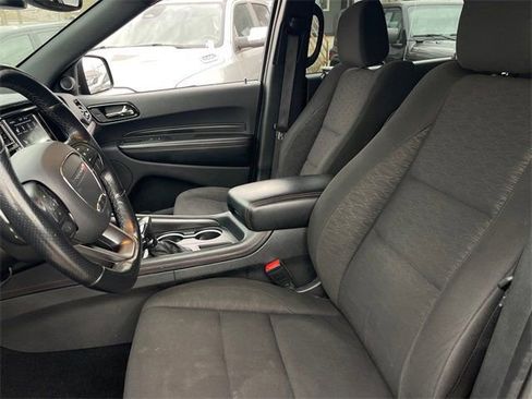 Used 2023 Dodge Durango GT image 9